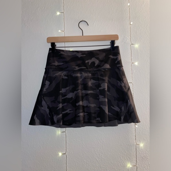 Athleta Pants - Athleta | Ace Printed Tennis Skort 13.5” | Small